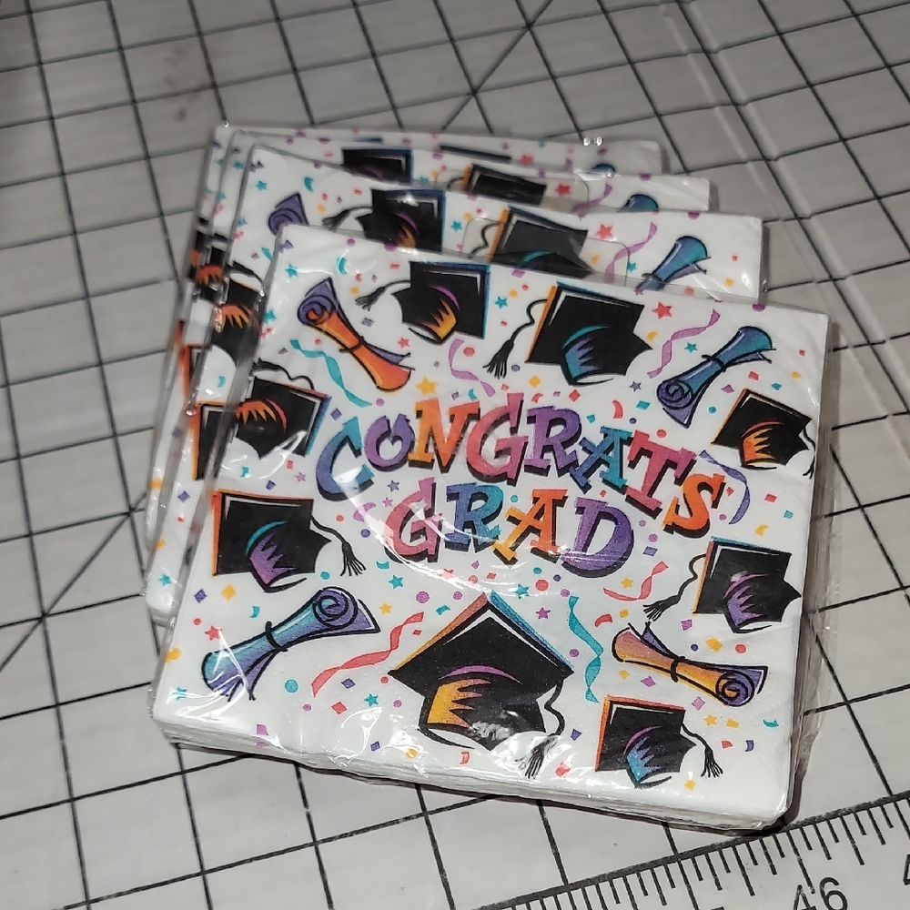 CONGRATS GRAD Disposable Graduation Party Napkins 16 CT‎ 4 PKS NIP